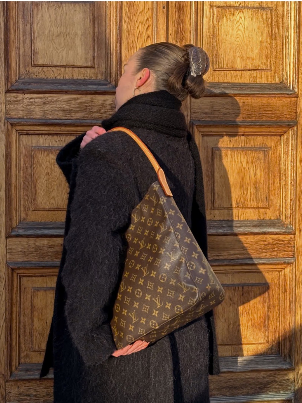 Louis Vuitton Looping GM Shoulder Bag